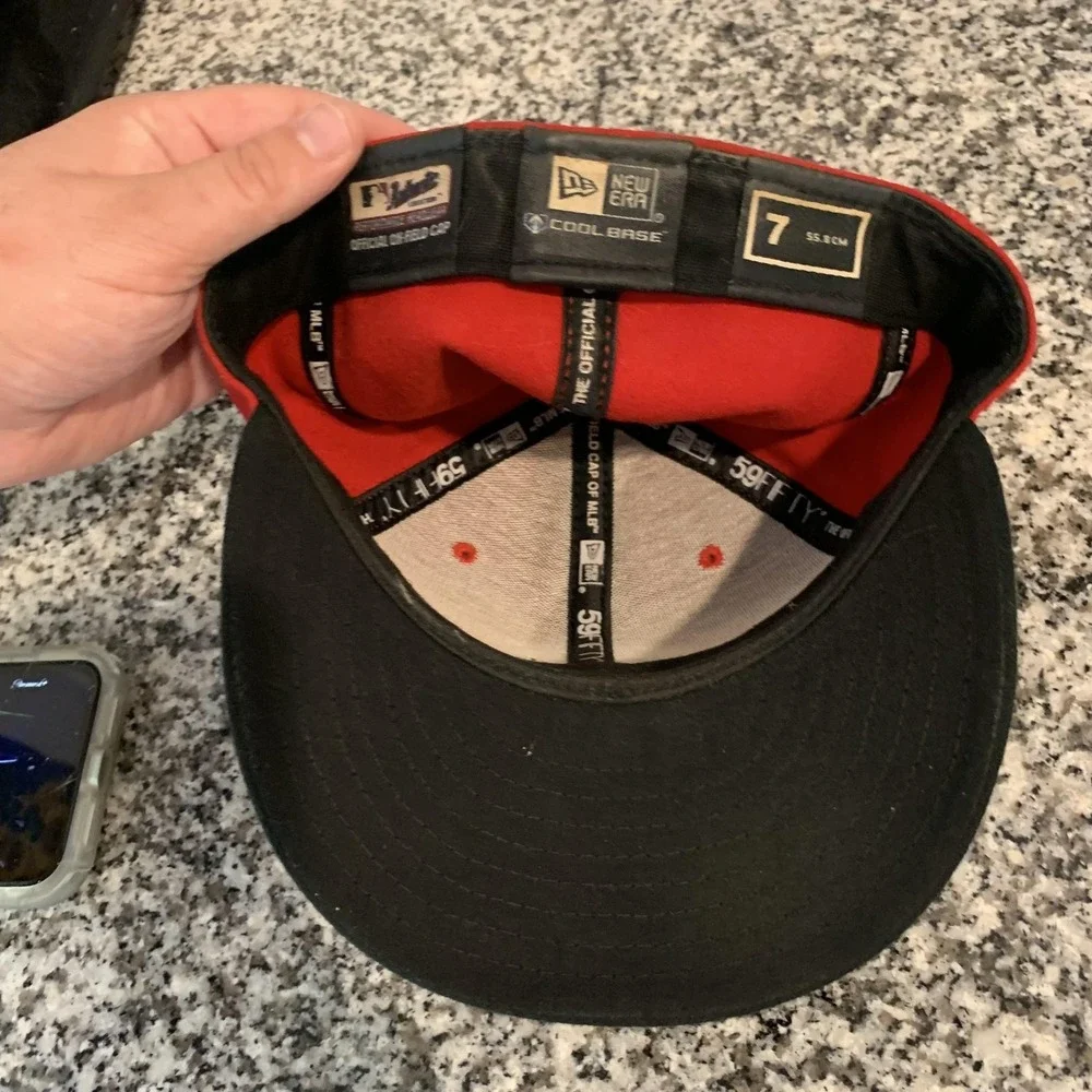 Vintage Cincinnati Reds Hat Cap Fitted Mens 7 Red MLB Baseball 59FIFTY New Era